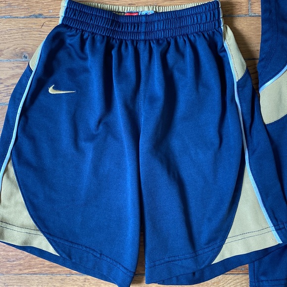 Milwaukee Brewers Nike set - Picture 2 of 5